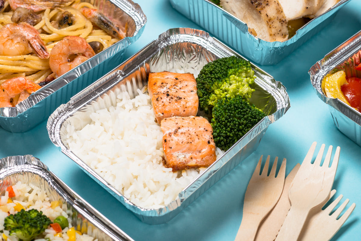 Dicas para lidar com a COVID-19 ou coronavírus no delivery de comida